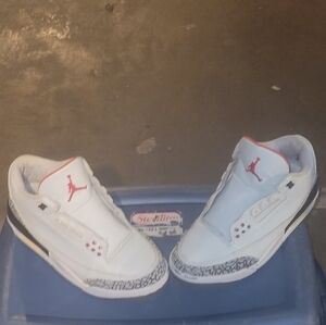 Jordan Size 6 White and Red Sneakers with Gray Accents